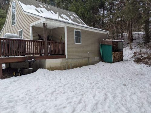 40 Pine Glen Rd, Hillsboro, NH 03244-4522
