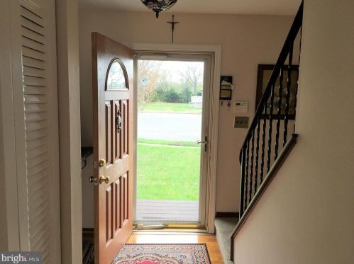 28 Maiese Ave, Waterford, NJ 08089-2439