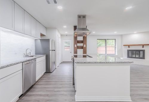 3604 Arnold Dr, Fort Worth TX  76140-2702 exterior