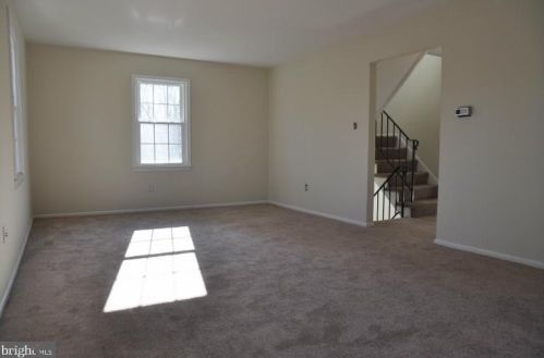 5417 Panola Ct, Springfield VA  22151-1718 exterior