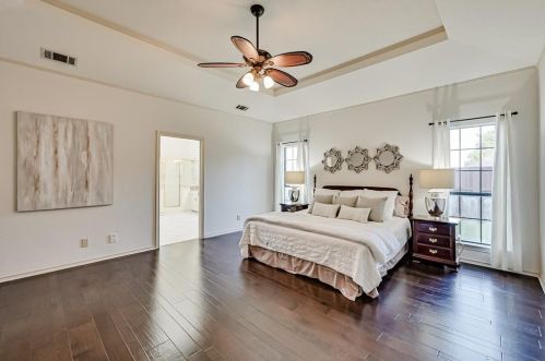 2312 Colleen Ct, Carrollton TX 75007-2037 exterior