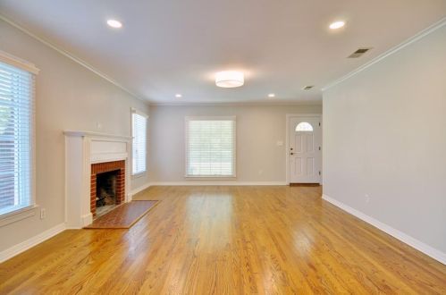 2924 6th Ave, Fort Worth TX  76110-3432 exterior