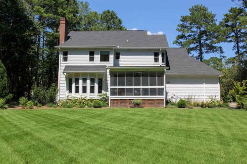303 Yorktown Dr, Lagrange, GA 30240-9504