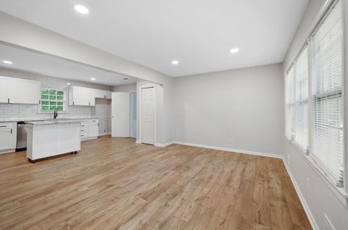 5342 Montezuma Dr, Mableton, GA 30126-2318