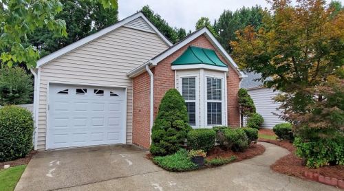 1060 Daventry Xing, Holly Springs, GA 30188-7131