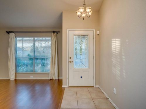 8905 Corran Ferry Dr, Austin TX  78749-3633 exterior