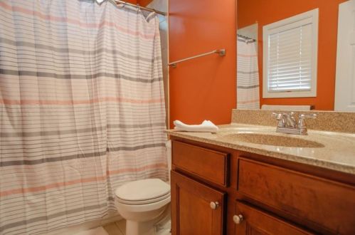 806 Low Fls Ct, Jefferson GA  30549-7943 exterior