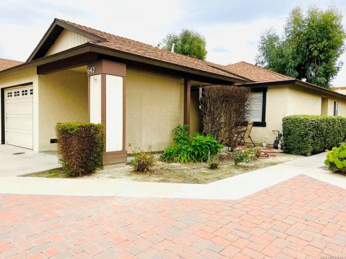 642 Villa Chaparral Rd, San Jacinto, CA 92583-2347