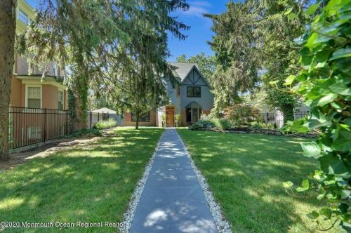 1212 4th Ave, Tinton Falls NJ  07712-4910 exterior