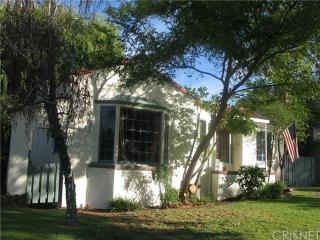 1333 Irving Ave, Glendale, CA 91201-1109