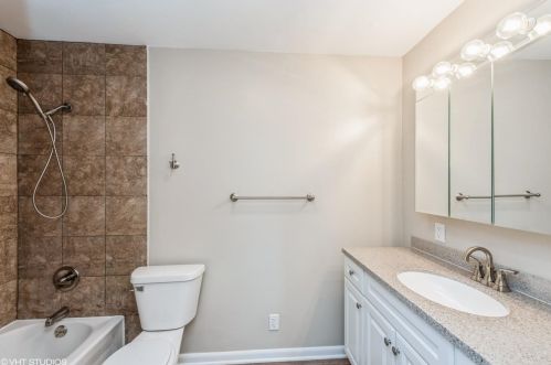 3013 Coral Dr, Hobart IN  46342-3521 exterior