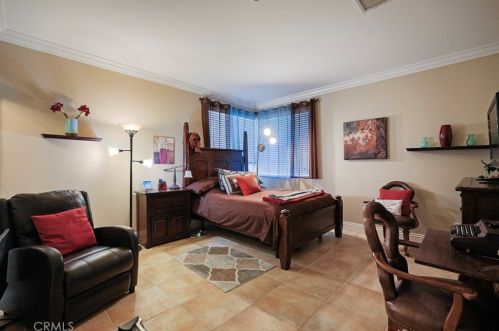 11364 Pondhurst Way, Riverside CA  92505-3471 exterior
