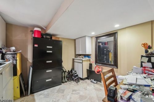 145 Nottingham Sq, Hackettstown NJ  07840-4236 exterior