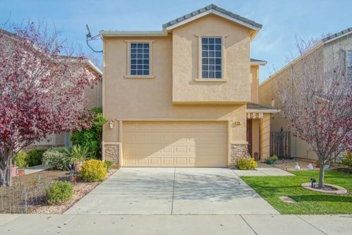 725 Loomis Cir, Folsom, CA 95630-6924