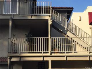 827 Cinnamon Ln, Duarte, CA 91010-3284
