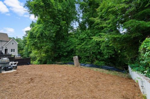 2931 Lookout Pl, Atlanta GA  30305-3217 exterior