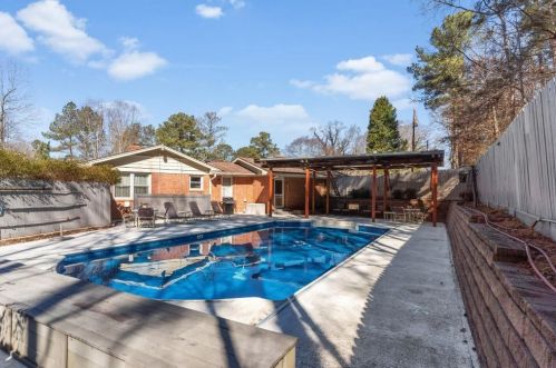7069 Wade Rd, Austell, GA 30168-6219