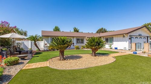 2013 Paddock Ln, Norco, CA 92860-2664