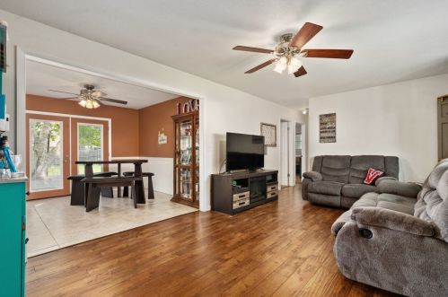 316 Arrowhead Dr, Joliet, IL 60404-9663
