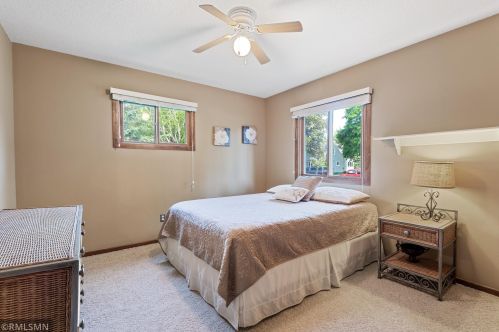 789 Heather Dr, Saint Paul MN  55126-3117 exterior