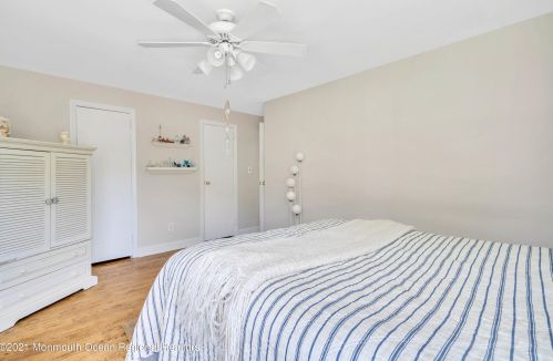 400 Parkview Ave, Tinton Falls NJ 07712-4732 exterior