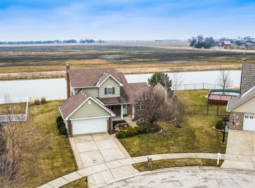 1593 Condor Dr, Manteno, IL 60950-3599