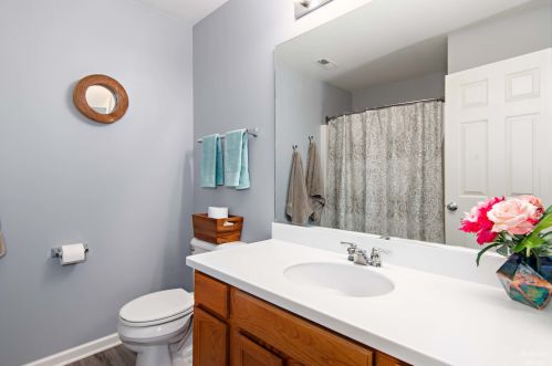 1711 Rockport Rd, Pingree Grove IL  60140-9064 exterior