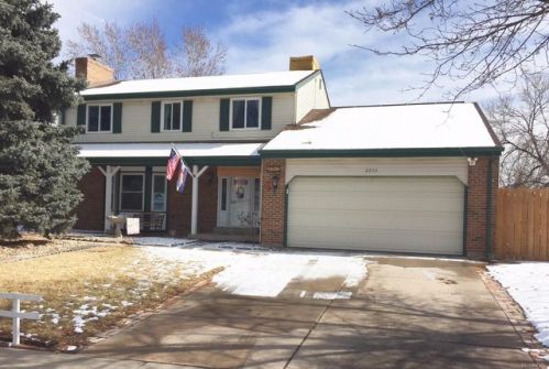 2252 Dearborn St, Denver, CO 80014-1520