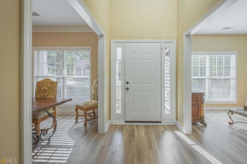 878 Austin Creek Dr, Buford, GA 30518-7204