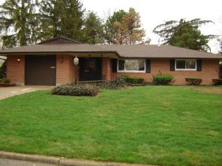 3056 Glenmere Ct, Dayton, OH 45440-1312
