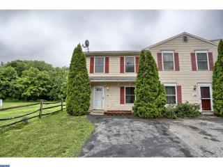 852 Pearl St, Lancaster, PA 17603-5872