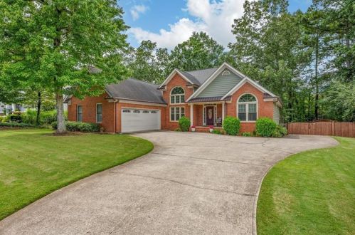 2226 Woodbriar Dr, Buford, GA 30518-3619