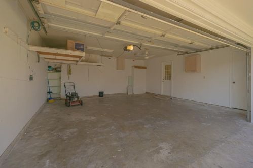 510 Mayfield Ave, Garland TX  75041-5041 exterior