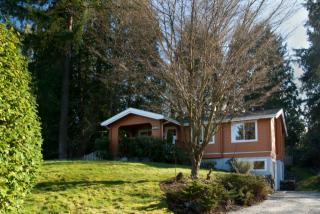 10911 Valley View Rd, Bothell, WA 98011-1742