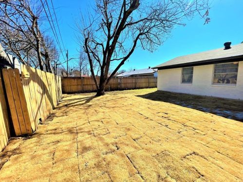 1221 Fairmont St, Irving TX  75062-6653 exterior