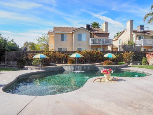 705 Cabernet St, Los Banos, CA 93635-6348