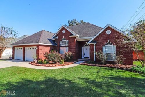 221 Governors Walk, Kathleen, GA 31047-2131