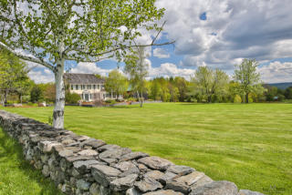 256 Walter Westney Rd, Weathersfield VT 05156-9303 exterior