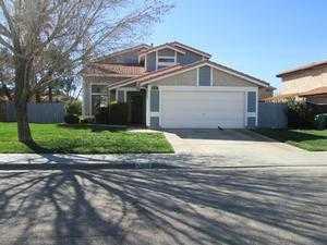 4552 Dowel Ave, Palmdale, CA 93552-3718