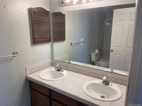 956 Zeno Way, Aurora CO  80017-3392 exterior