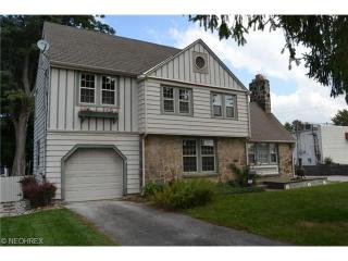 18 Hurst Rd, Concord Township, OH 44077-1423