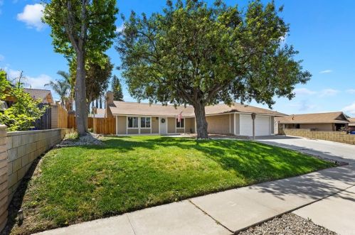 22611 Raven Way, Colton, CA 92313-6115