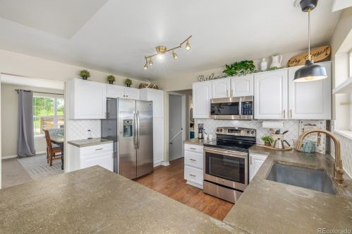 2055 Pinto Trl, Elizabeth CO 80107-8494 exterior