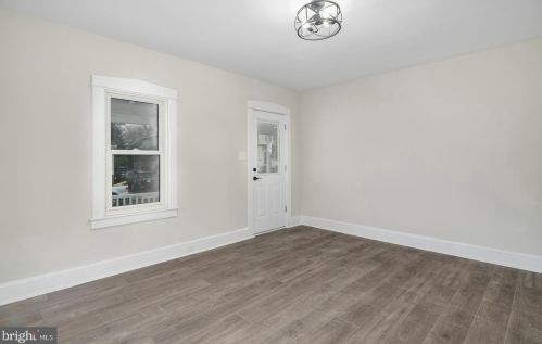16 Creston Ave, Camden NJ  08106-2304 exterior