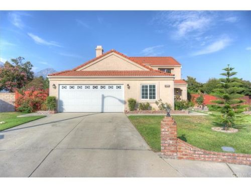 1215 Mallorca St, Upland, CA 91784-1088