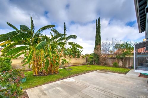 14901 Dahlquist Rd, Irvine CA  92604-2901 exterior