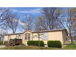 315 2nd Ave, Garnett, KS 66032-1205