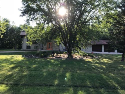 9414 Elm Ln, Akra, ND 58220-5101