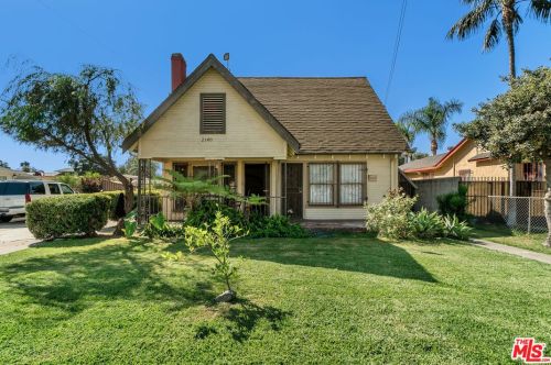 2140 126th St, Compton, CA 90222-1210