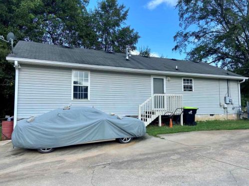59 Martin Luther King Dr, Newnan, GA 30263-2449